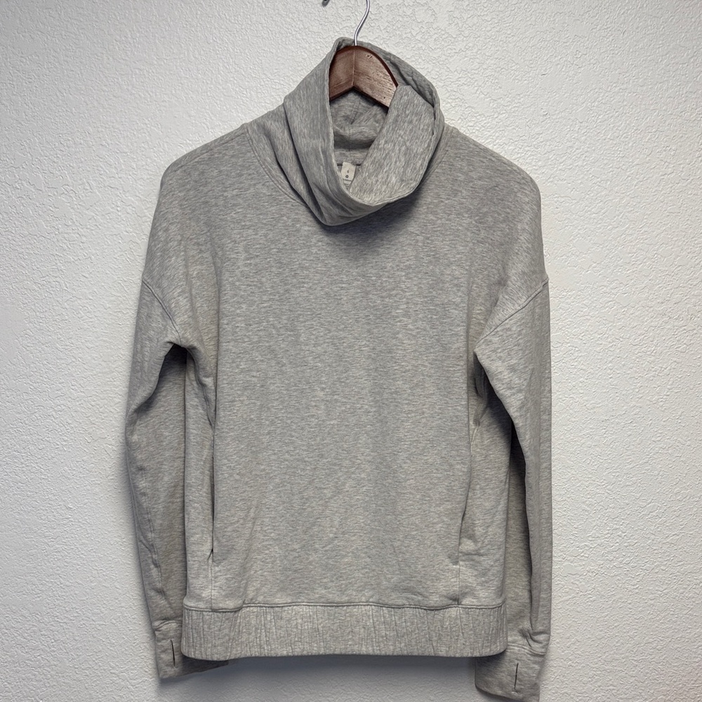 Lululemon Go Forward Women's Cozy Turtleneck Sweater - Light Gray size 6 - Picture 2 of 11